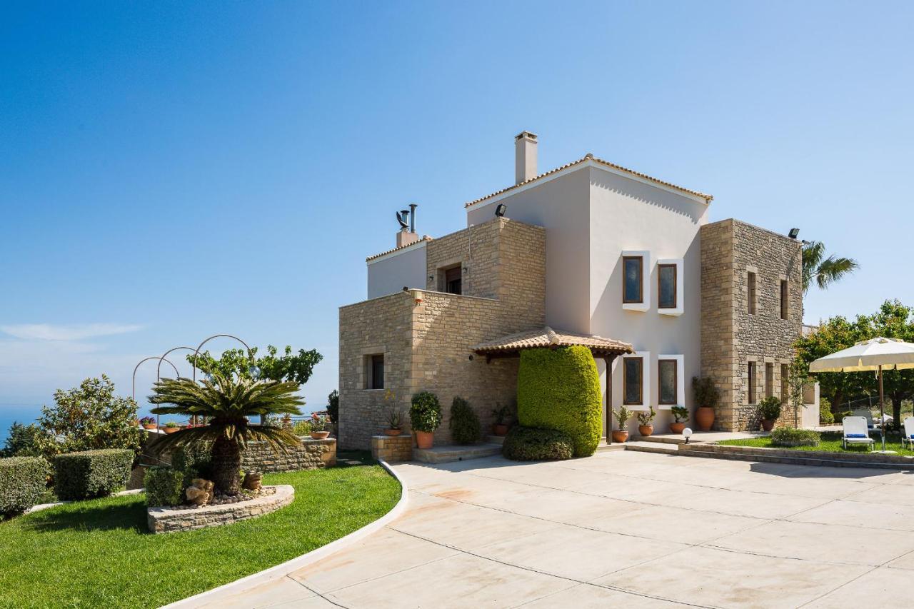 Villa Natura - With Private Heated Pool Tria Monastiria Extérieur photo